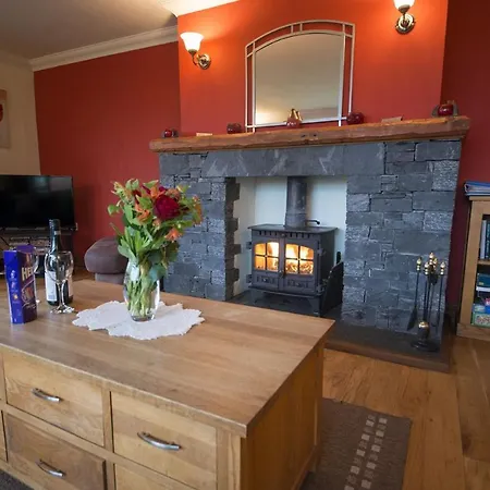 Low How Cottage Coniston * Coniston